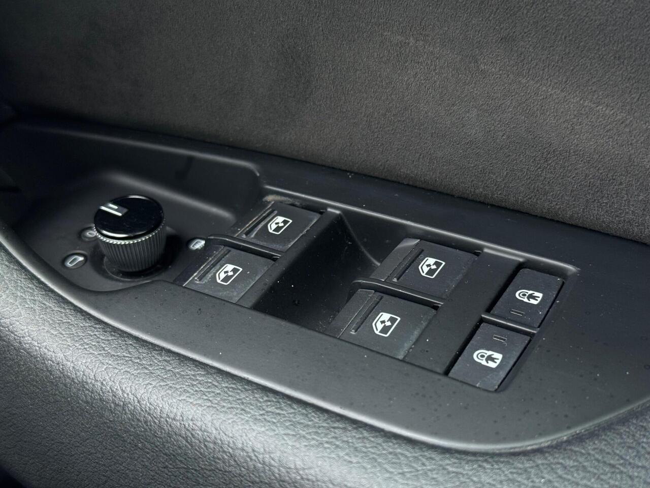 Audi A6 Saloon — photo 62