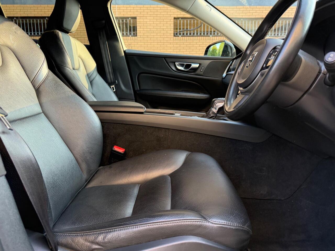 Volvo V60 — photo 9