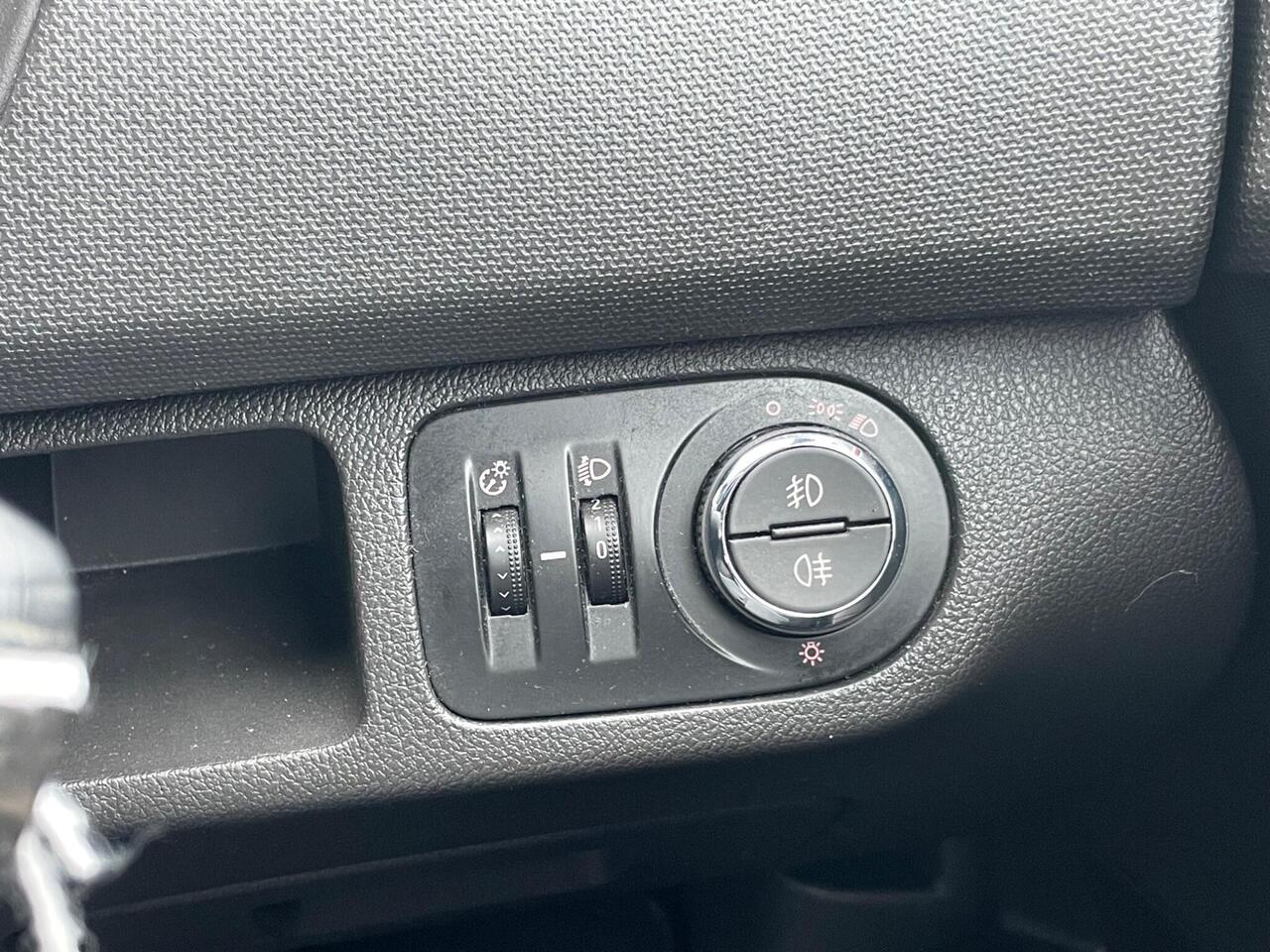 Vauxhall Meriva — photo 22