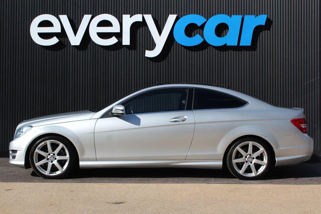 Mercedes-Benz C Class — photo 9