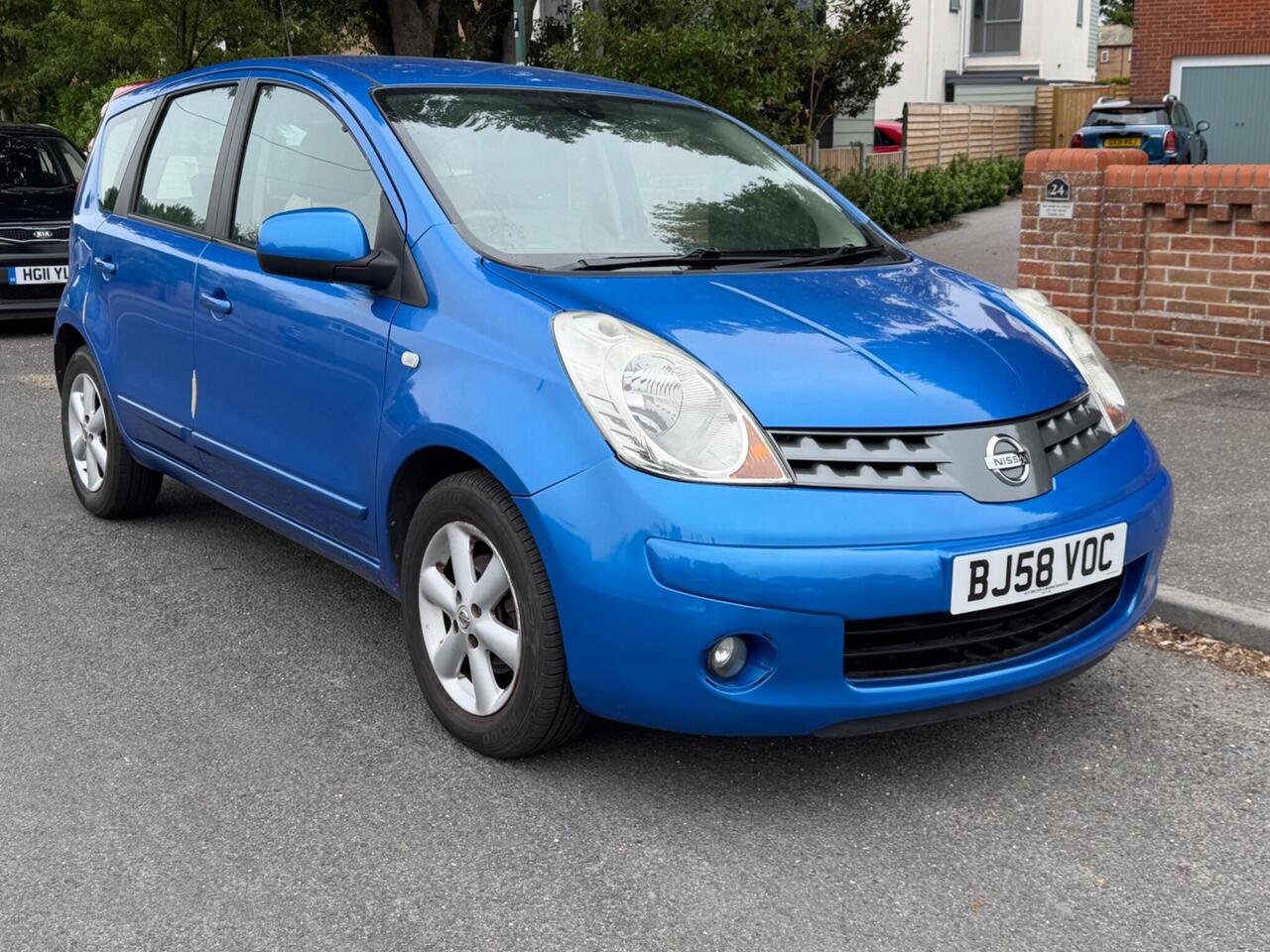 Nissan Note — photo 1