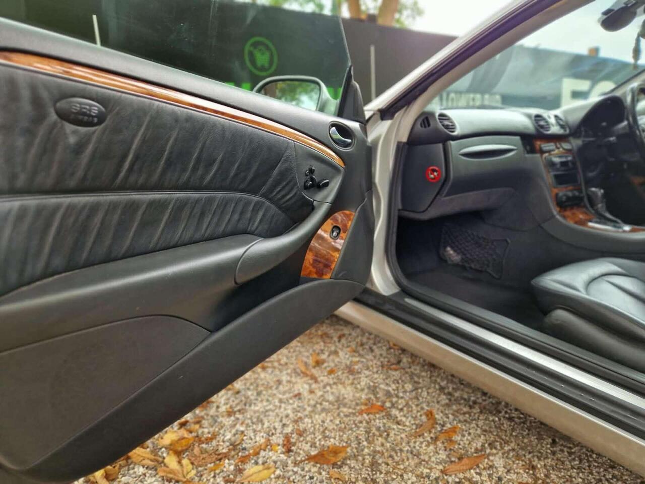Mercedes-Benz CLK — photo 21