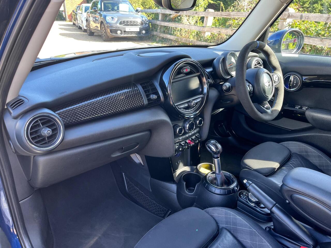 MINI Hatch — photo 10