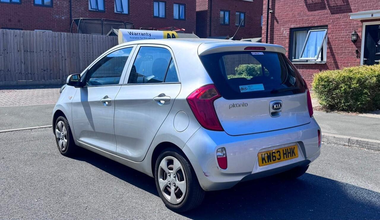 Kia Picanto — photo 4