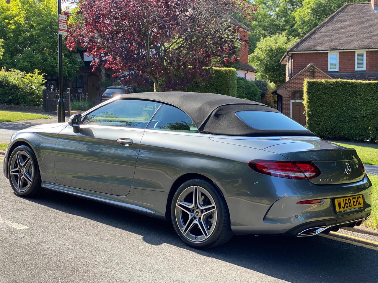 Mercedes-Benz C Class — photo 24