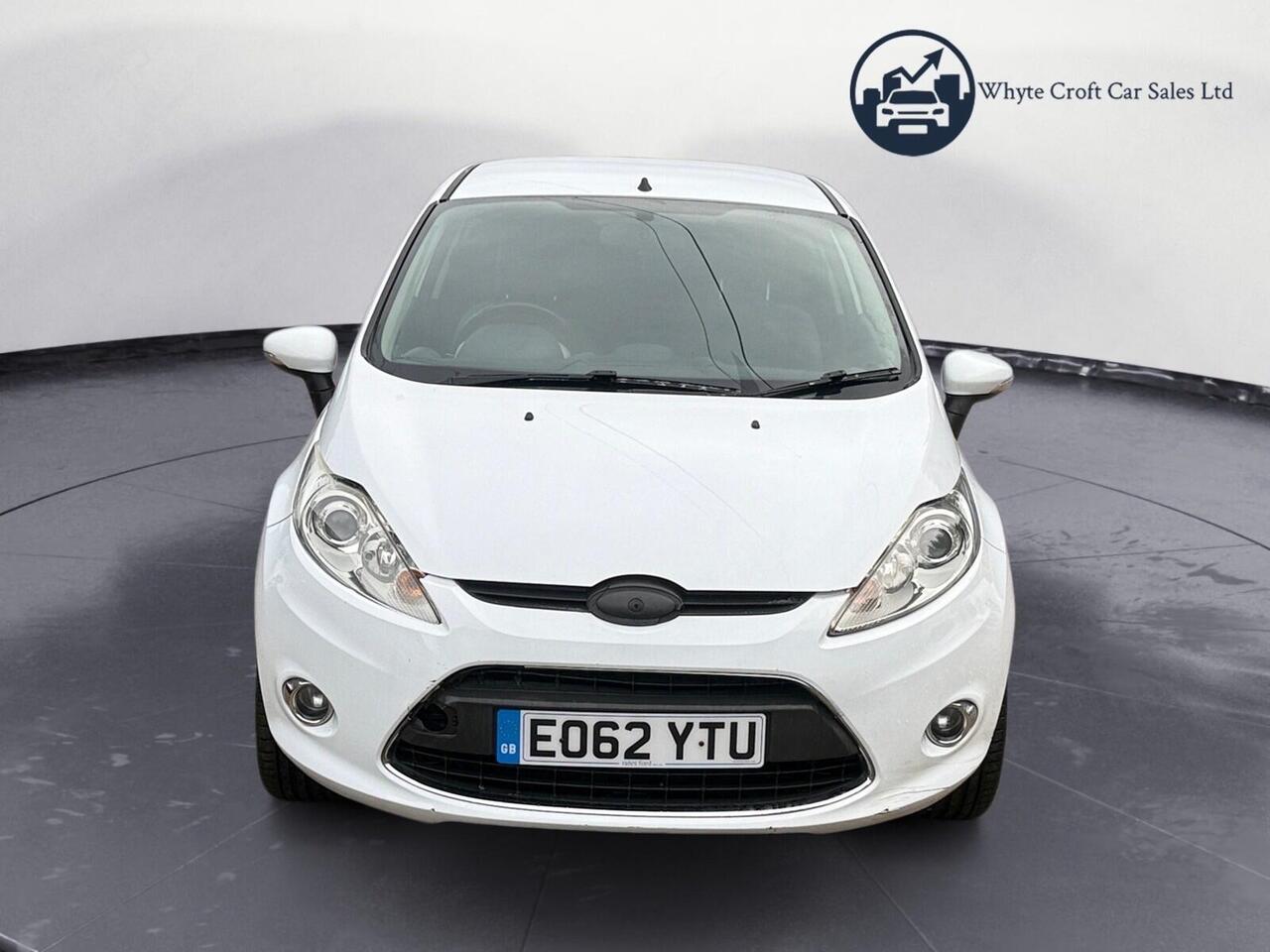 Ford Fiesta — photo 3