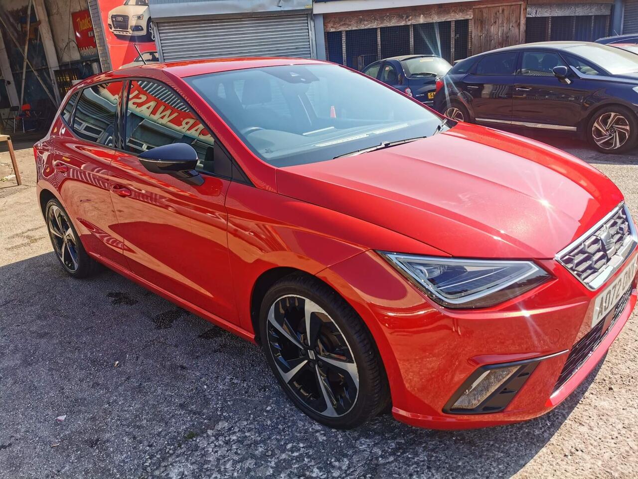 SEAT Ibiza — photo 1