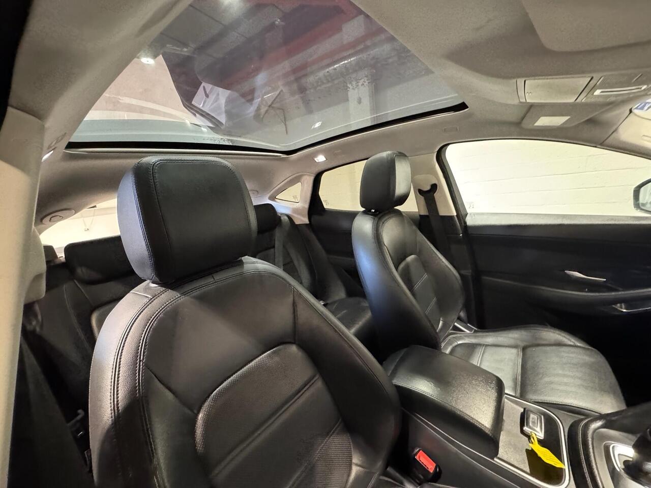 Jaguar E-PACE — photo 4