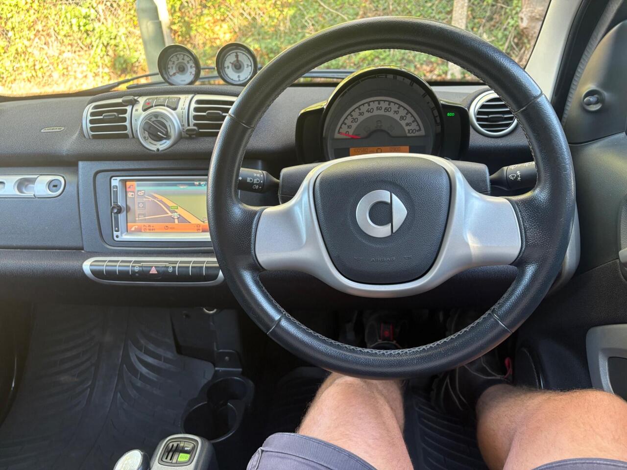 Smart fortwo — photo 28
