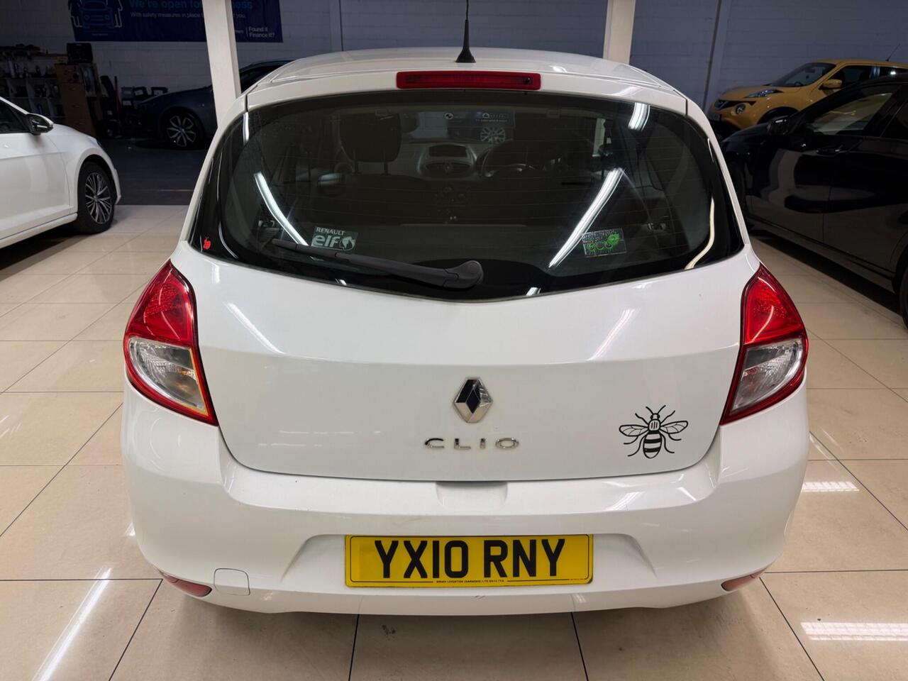 Renault Clio — photo 6