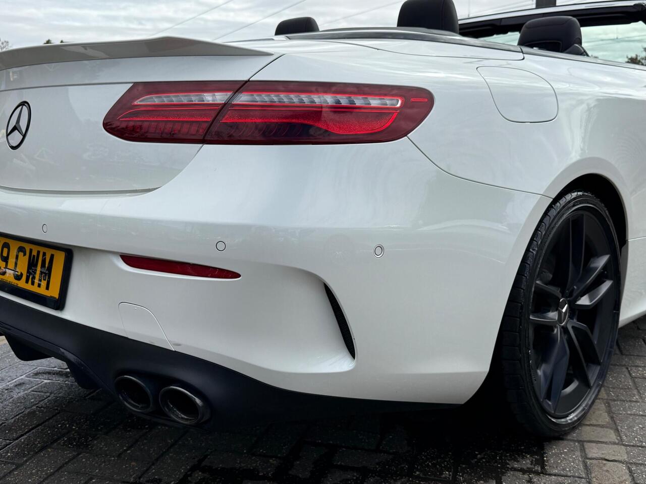 Mercedes-Benz E Class — photo 14
