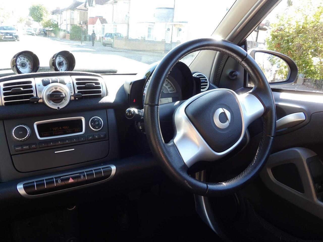 Smart fortwo — photo 30