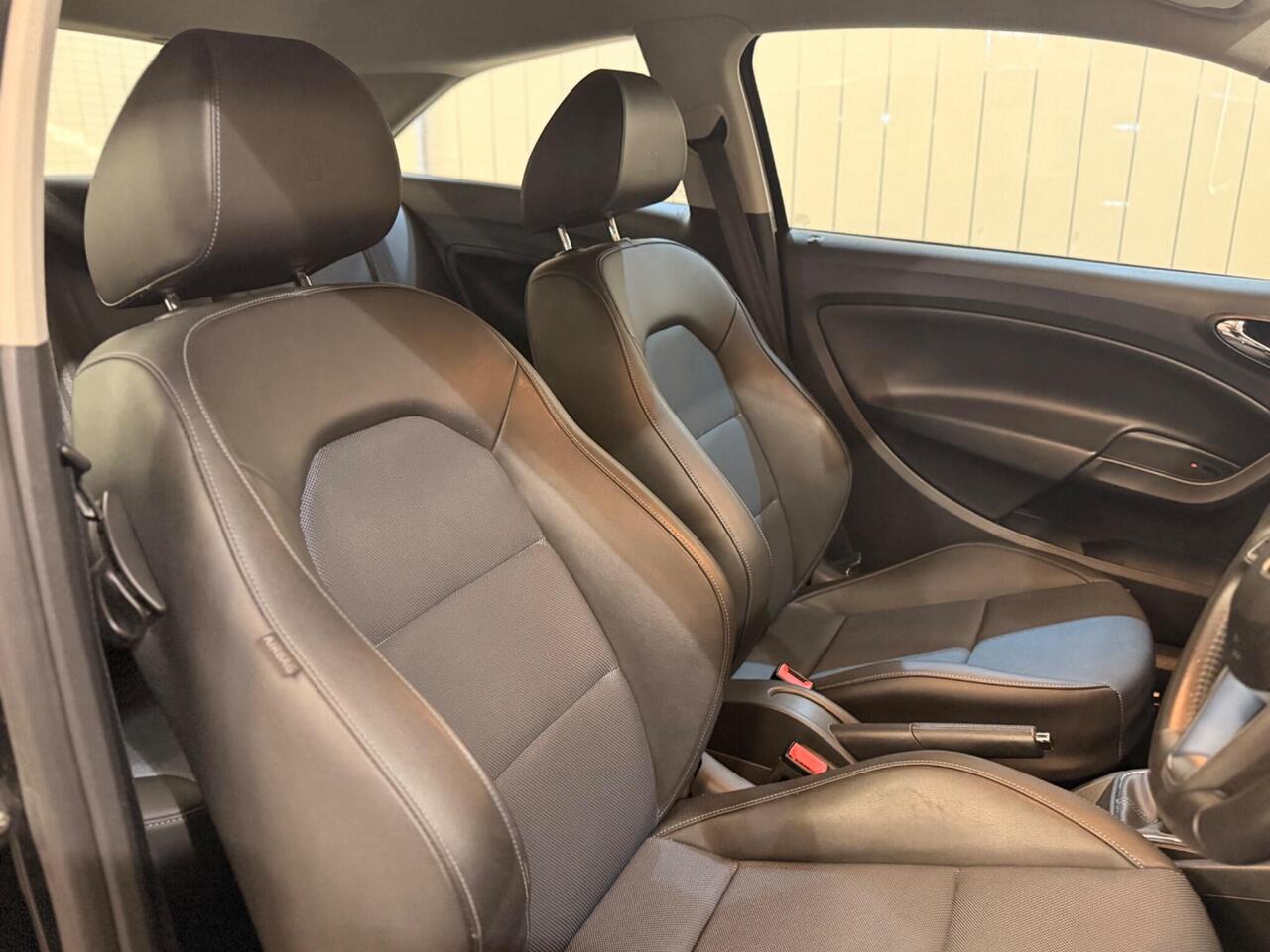 SEAT Ibiza — photo 14