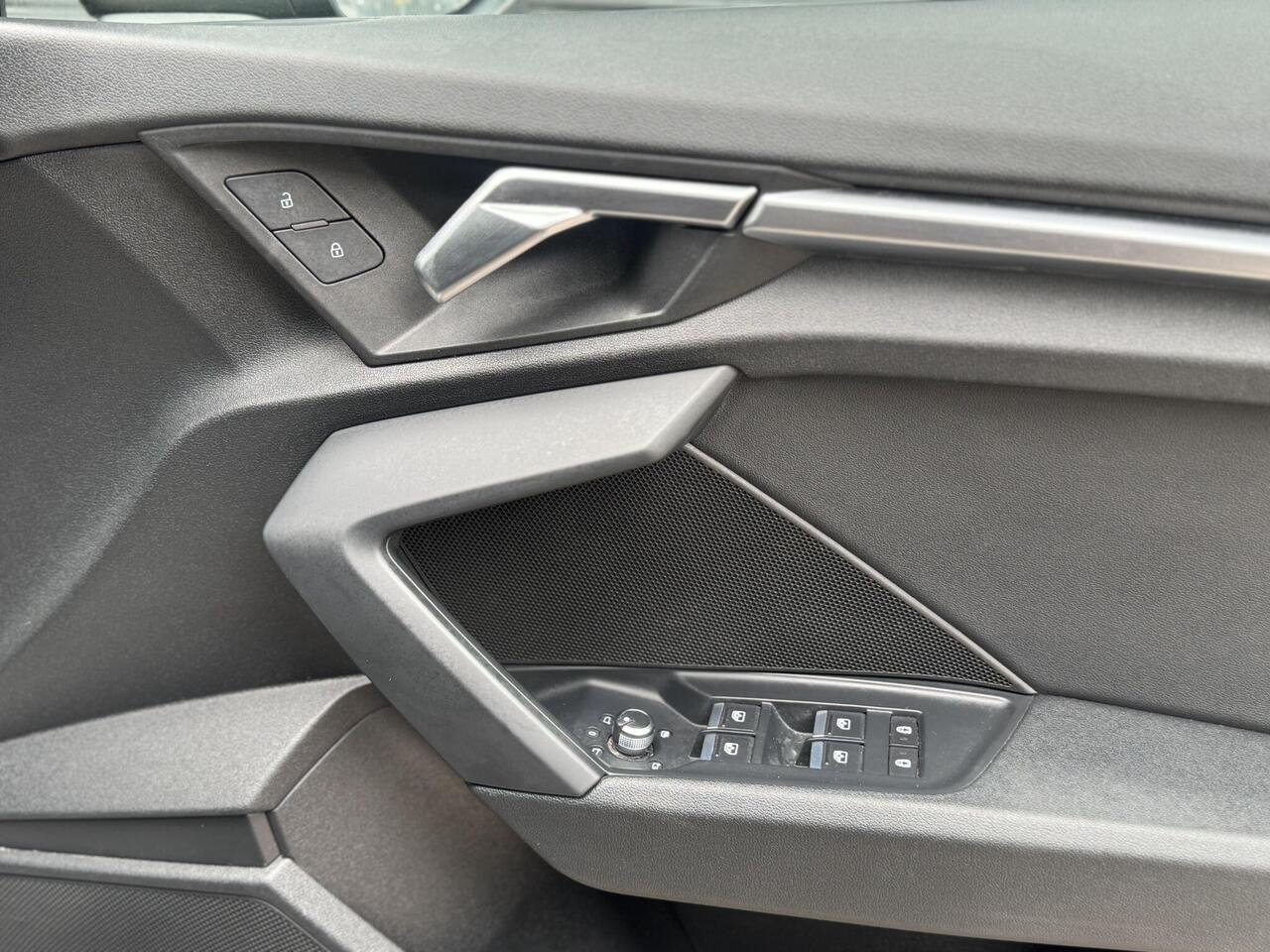 Audi A3 — photo 33