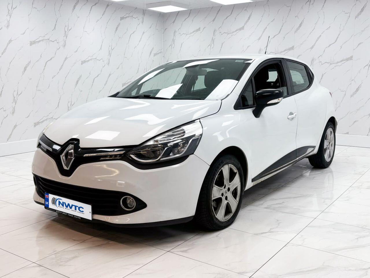 Renault Clio — photo 6