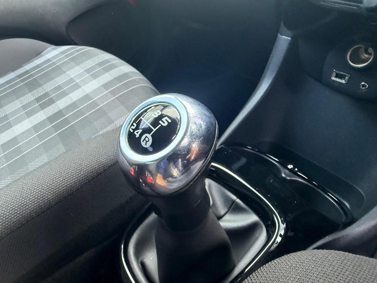 Peugeot 108 — photo 13