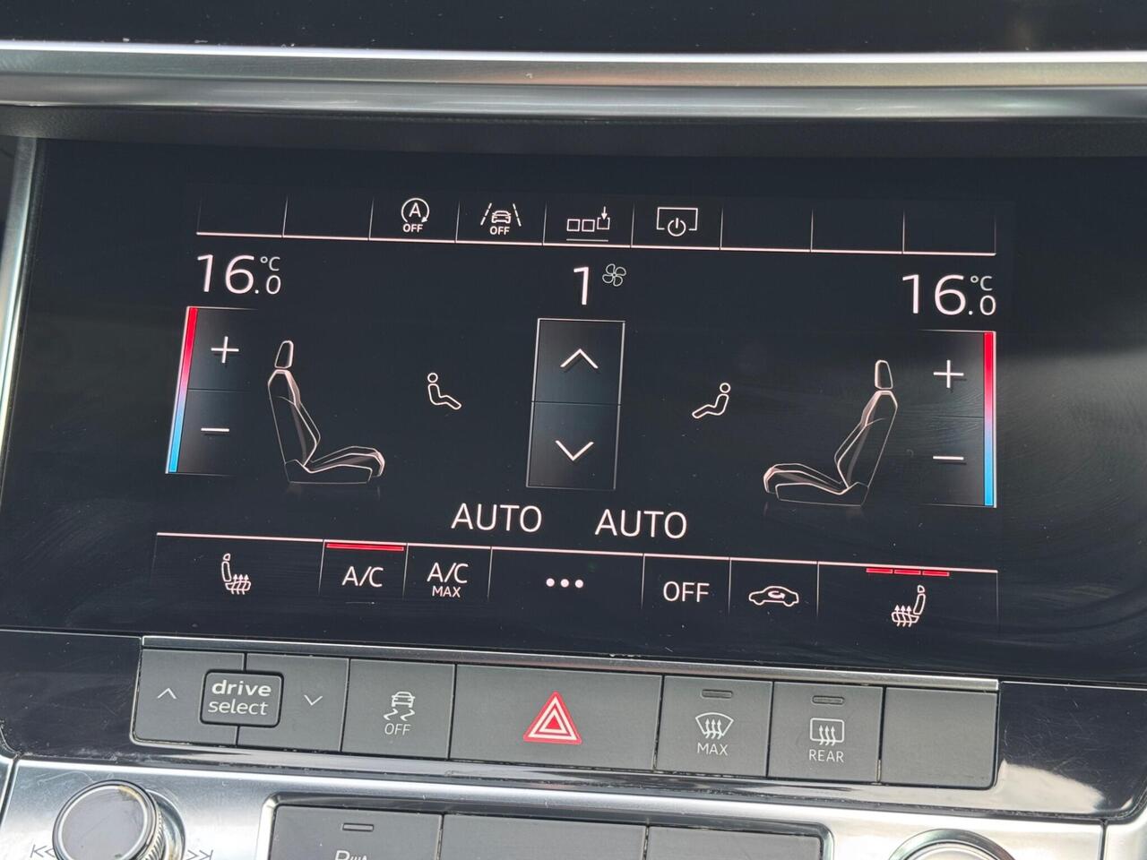 Audi A6 Saloon — photo 51