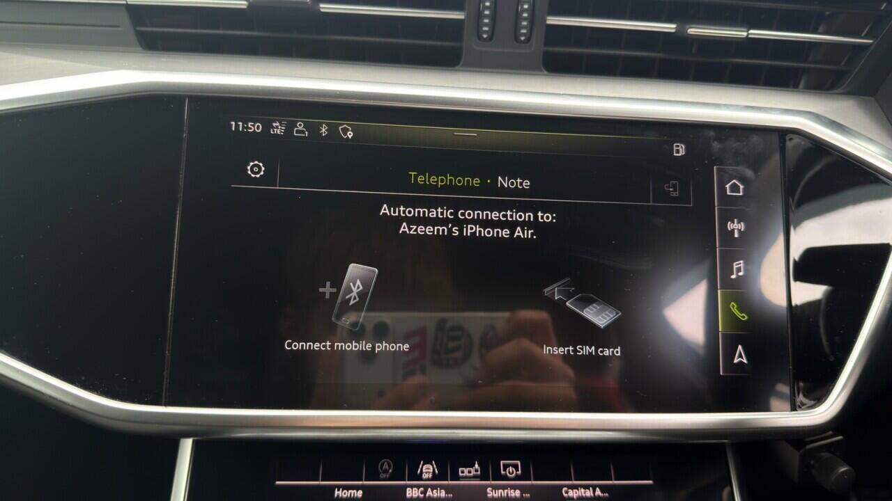 Audi A6 Saloon — photo 20