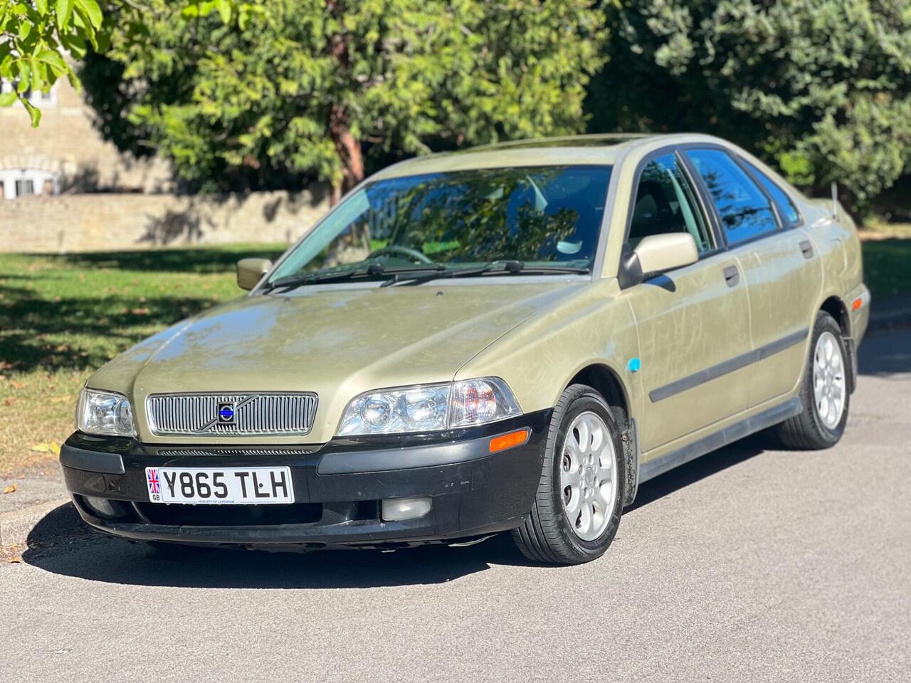 Volvo S40 — photo 16