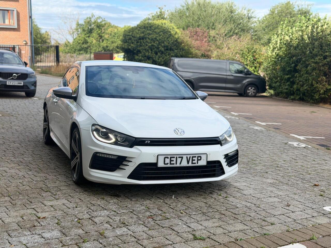Volkswagen Scirocco — photo 8