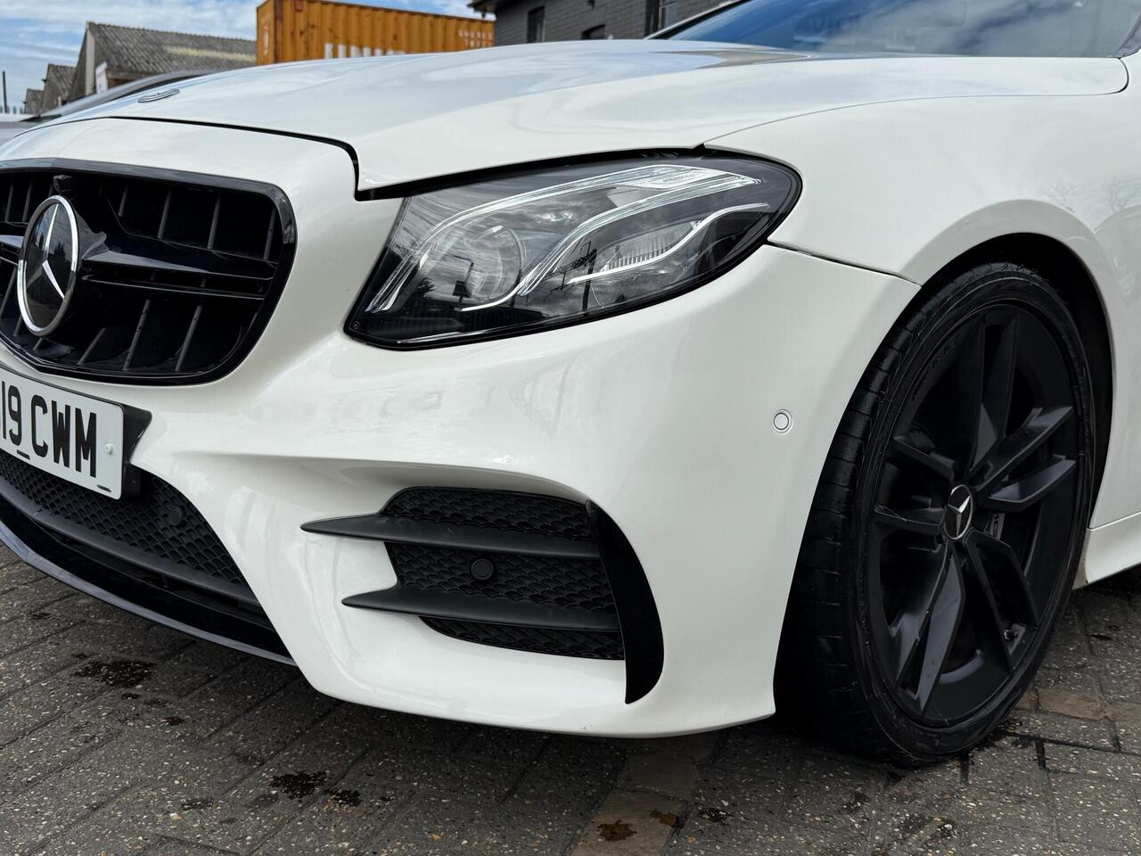 Mercedes-Benz E Class — photo 11