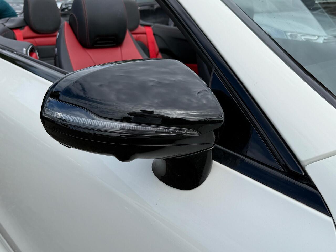 Mercedes-Benz E Class — photo 32