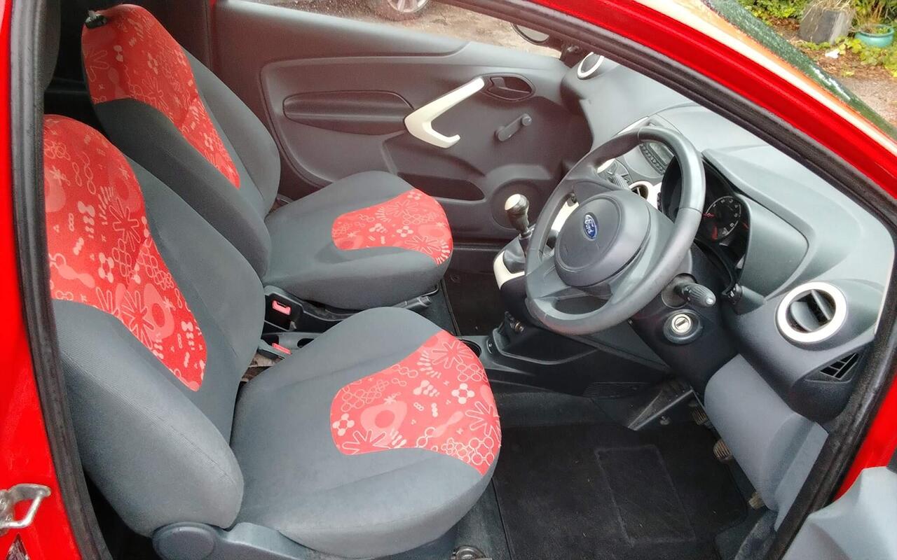 Ford Ka — photo 13