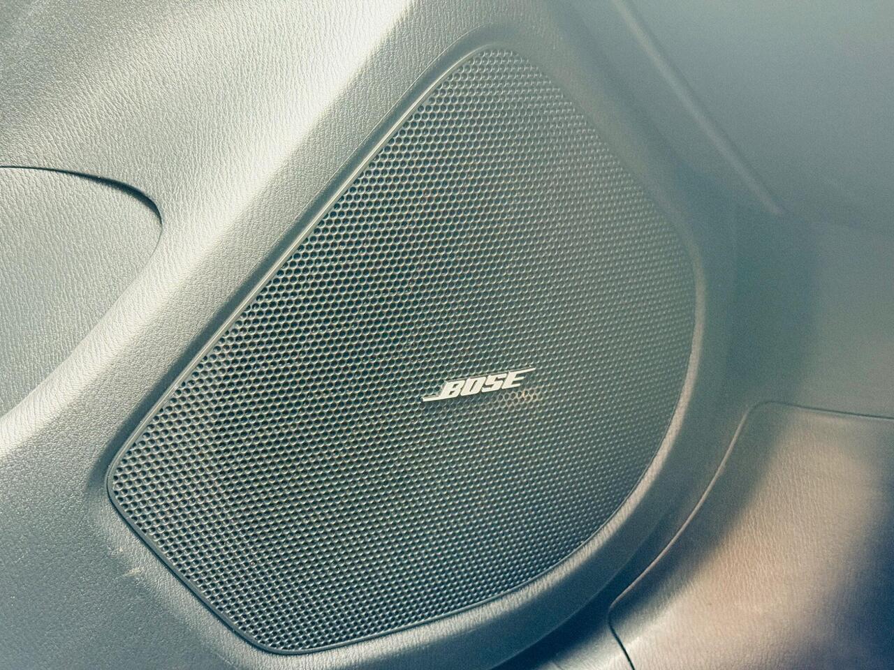 Mazda Mazda3 — photo 35