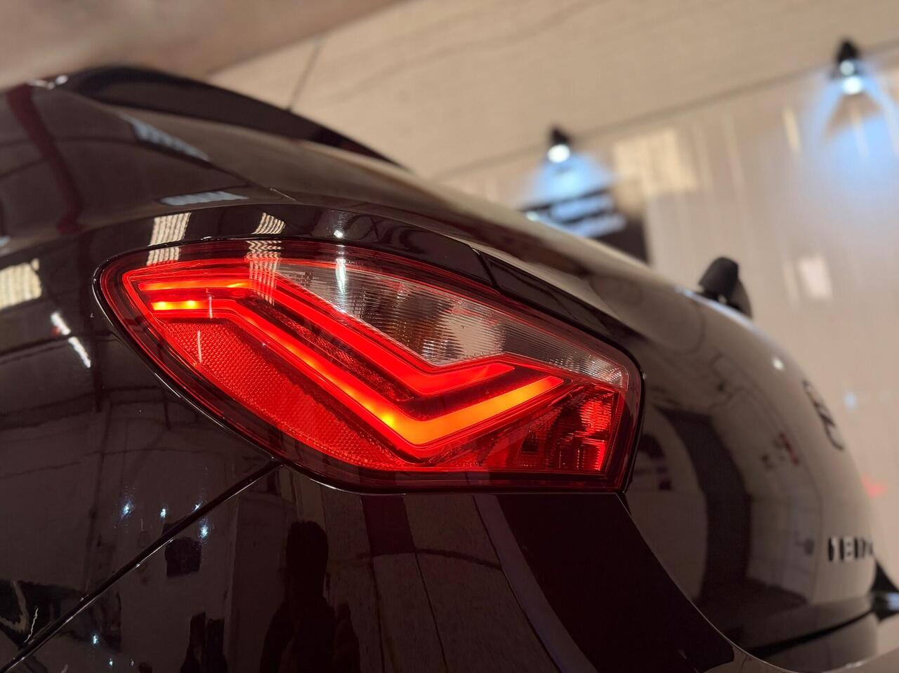 SEAT Ibiza — photo 8