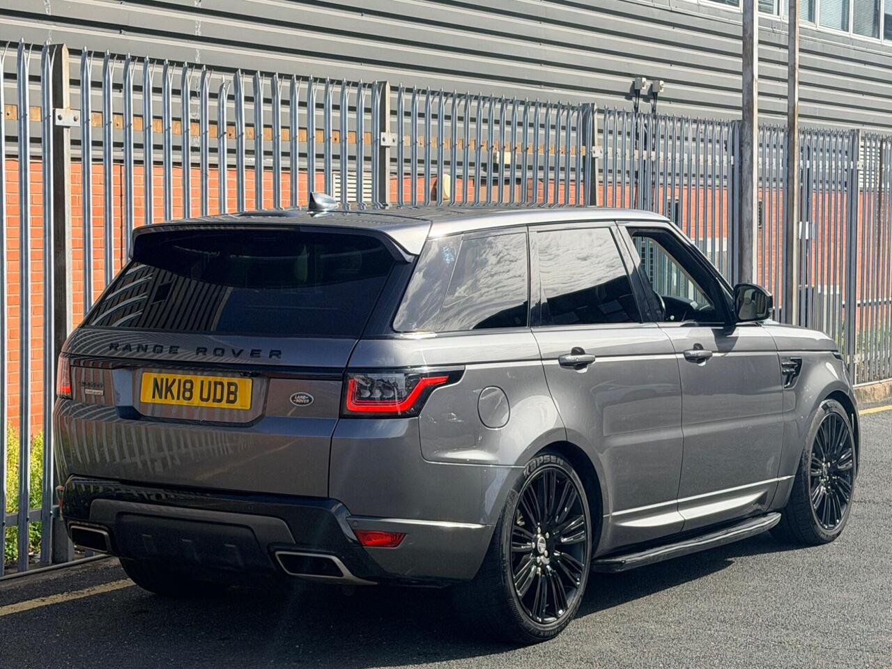 2018 Land Rover Range Rover Sport 3.0 SD V6 HSE Auto 4WD Euro 6 (s/s) 5dr, photo 3