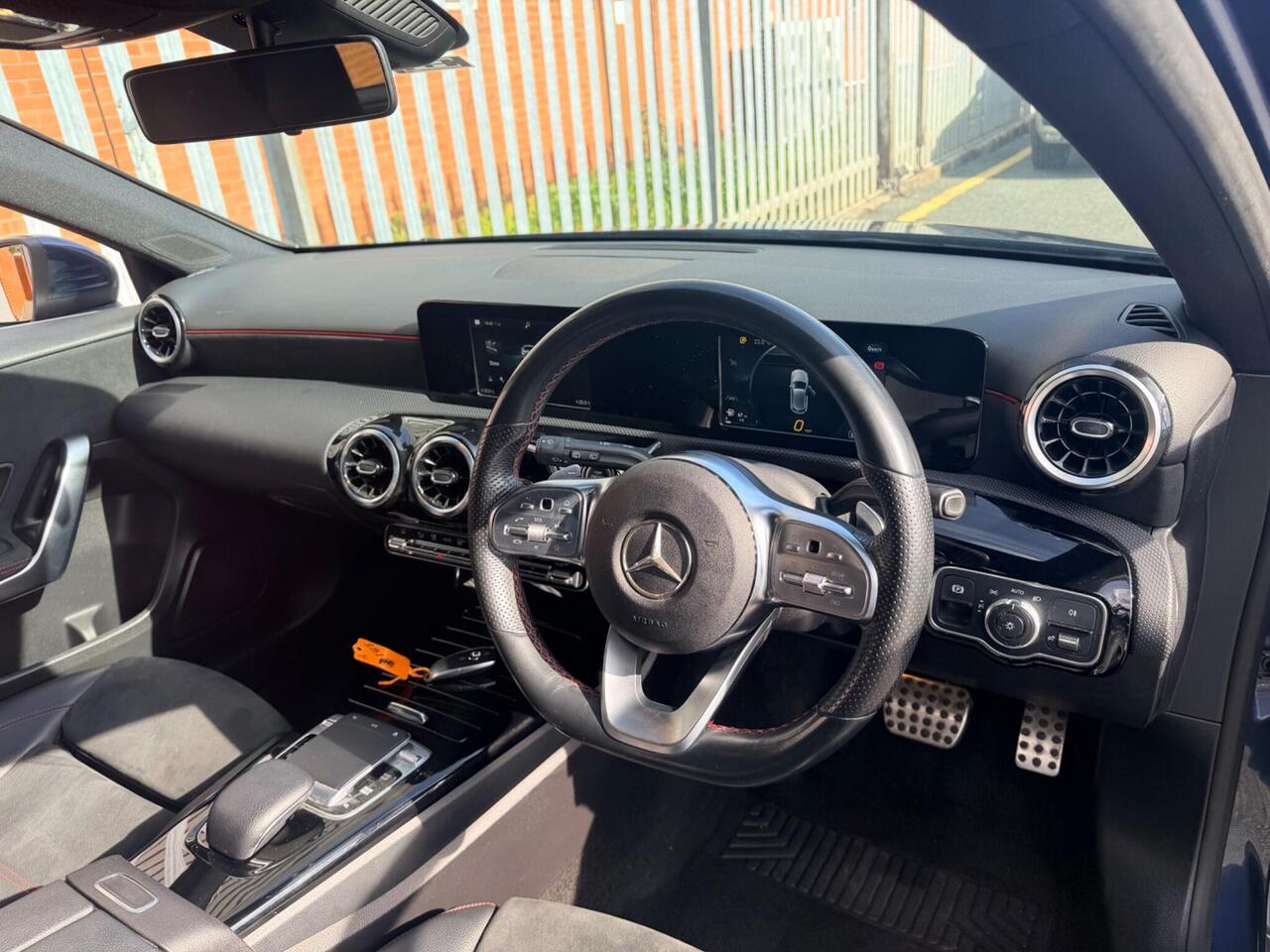 2019 Mercedes-Benz A Class 2.0 A200d AMG Line 8G-DCT Euro 6 (s/s) 5dr, photo 5