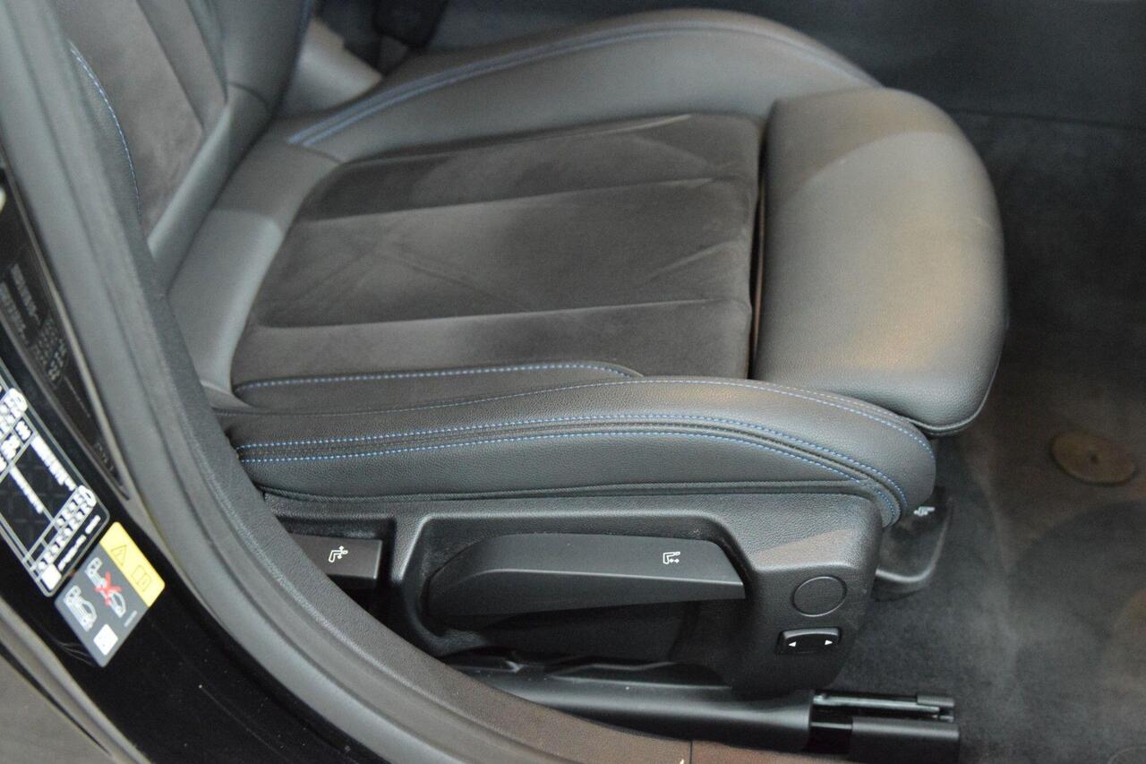 BMW i4 — photo 14