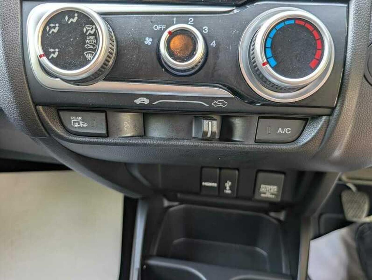 Honda Jazz — photo 20