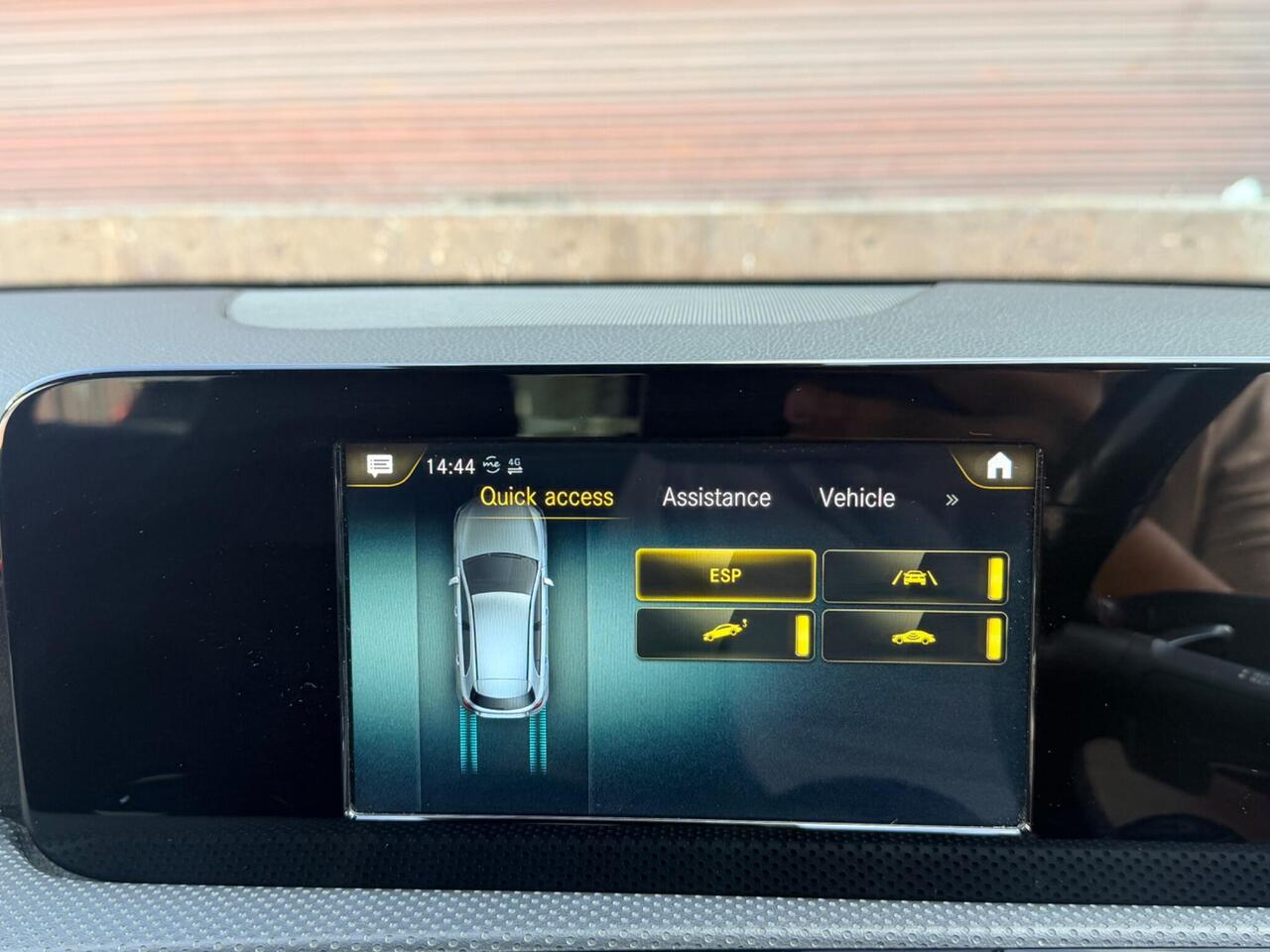 2019 Mercedes-Benz A Class 2.0 A200d AMG Line 8G-DCT Euro 6 (s/s) 5dr, photo 23