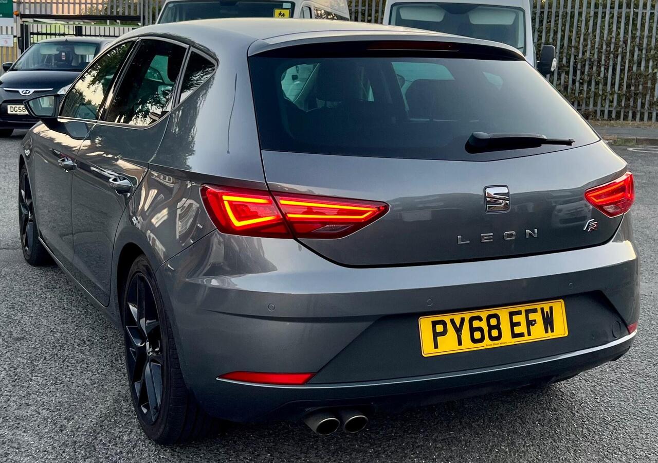 SEAT Leon — photo 13