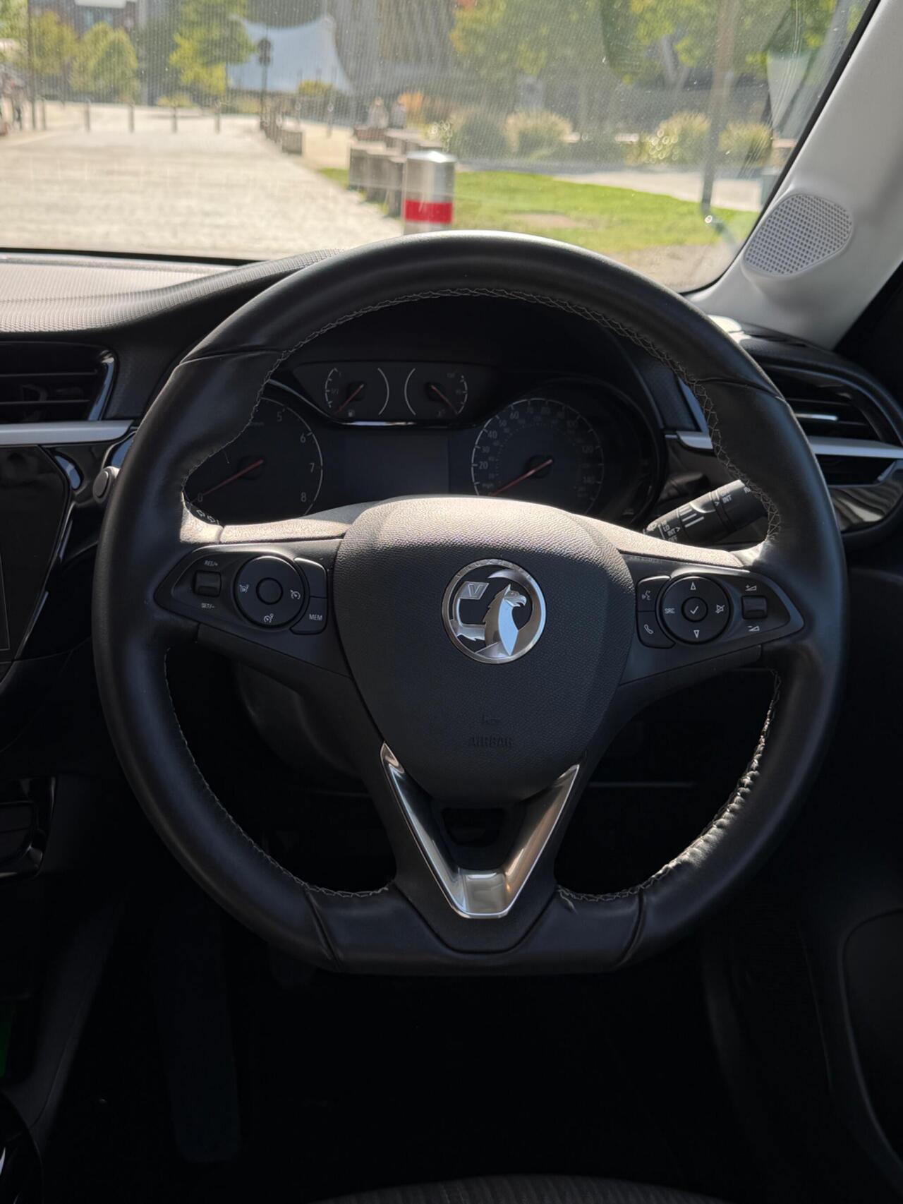 Vauxhall Corsa — photo 35