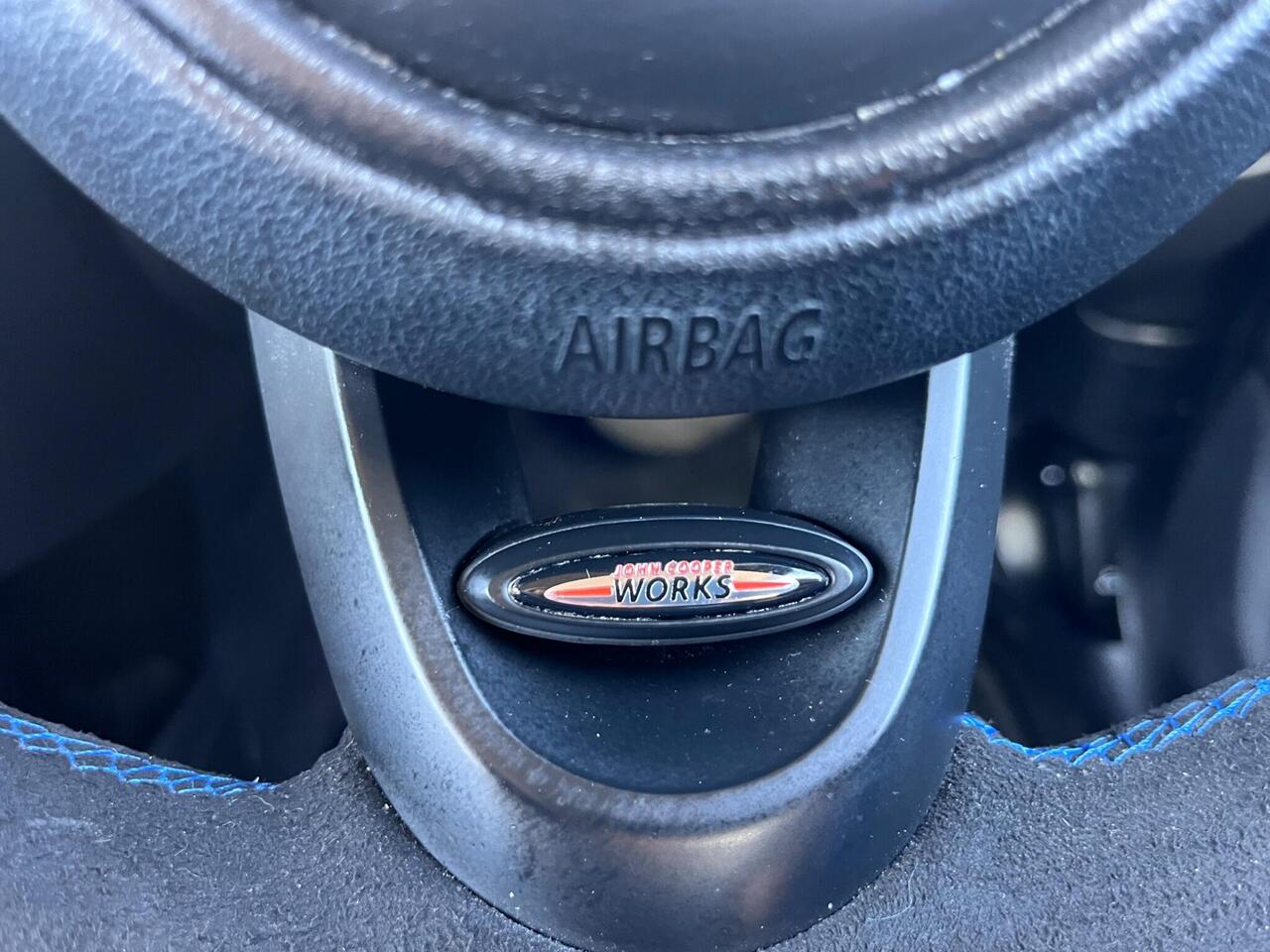 MINI Hatch — photo 18