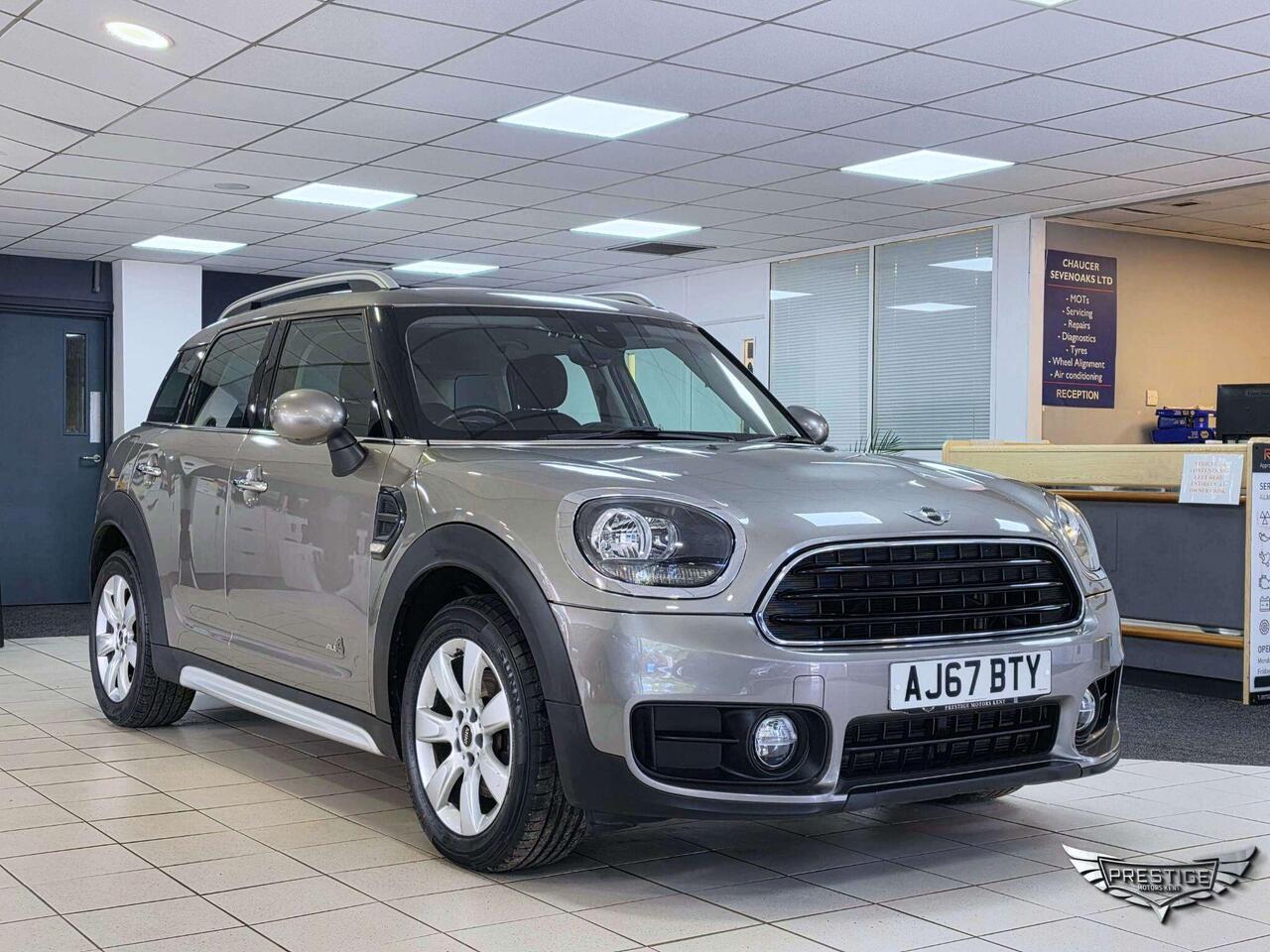 MINI Countryman — photo 2