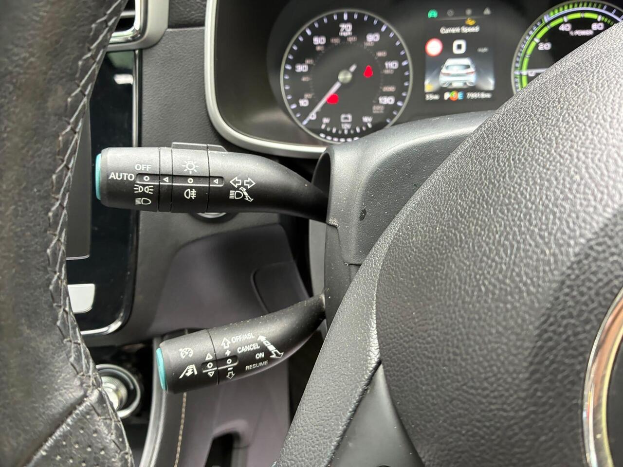 MG MG ZS — photo 38