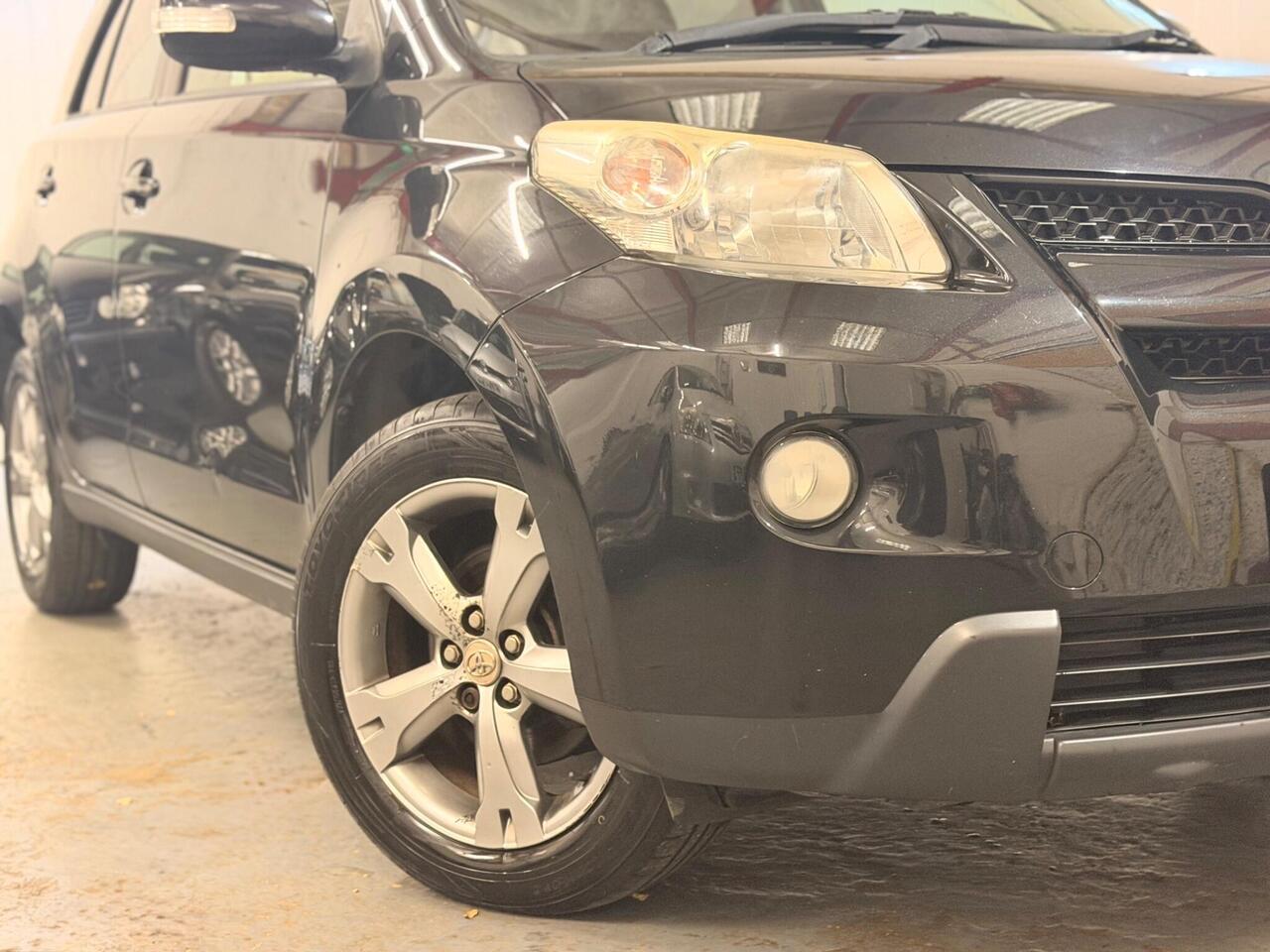 Toyota Urban Cruiser — photo 2