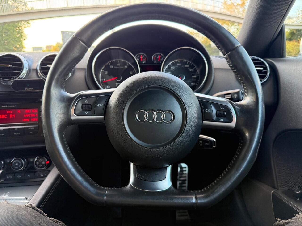 Audi TT — photo 20