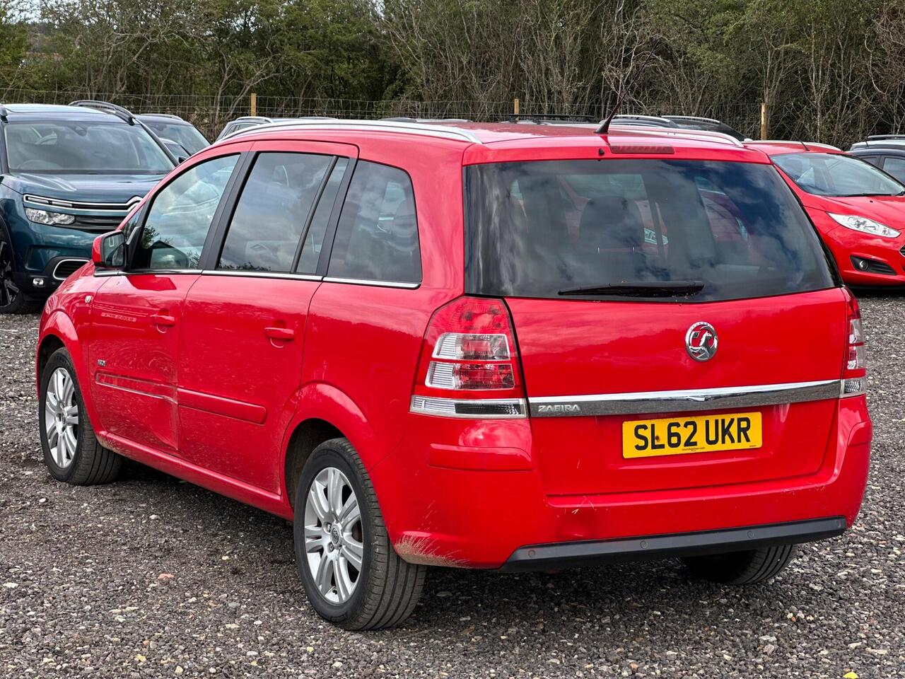 Vauxhall Zafira — photo 25