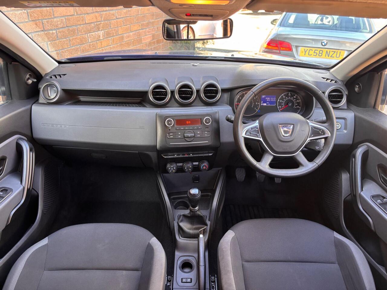 Dacia Duster — photo 11