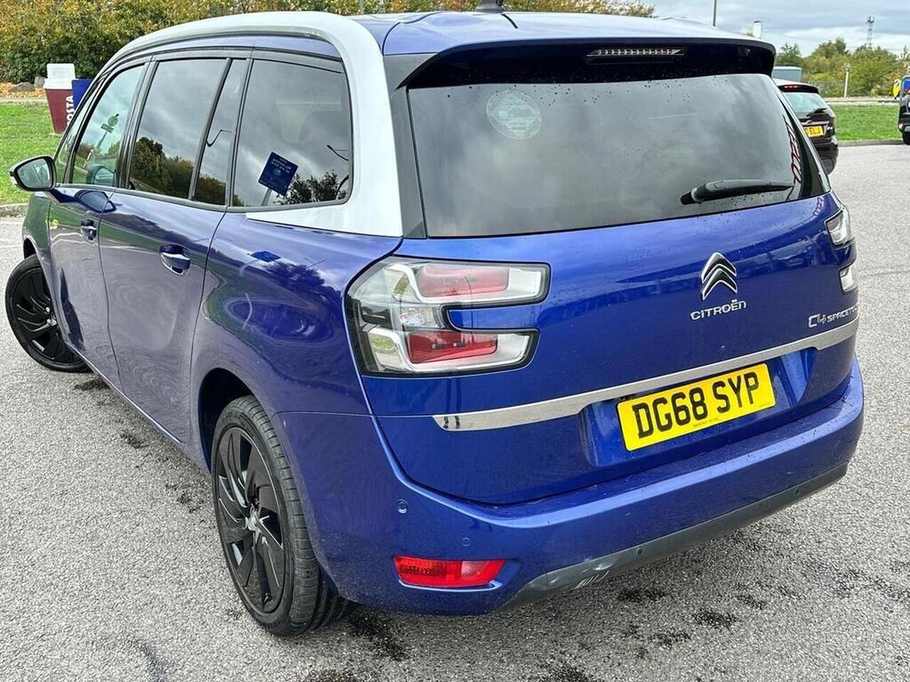Citroen Grand C4 SpaceTourer — photo 9