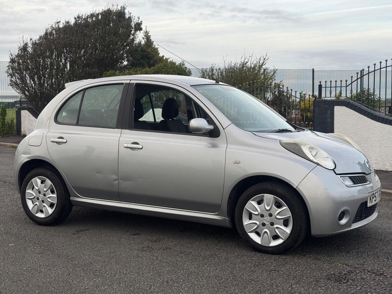 Nissan Micra — photo 2