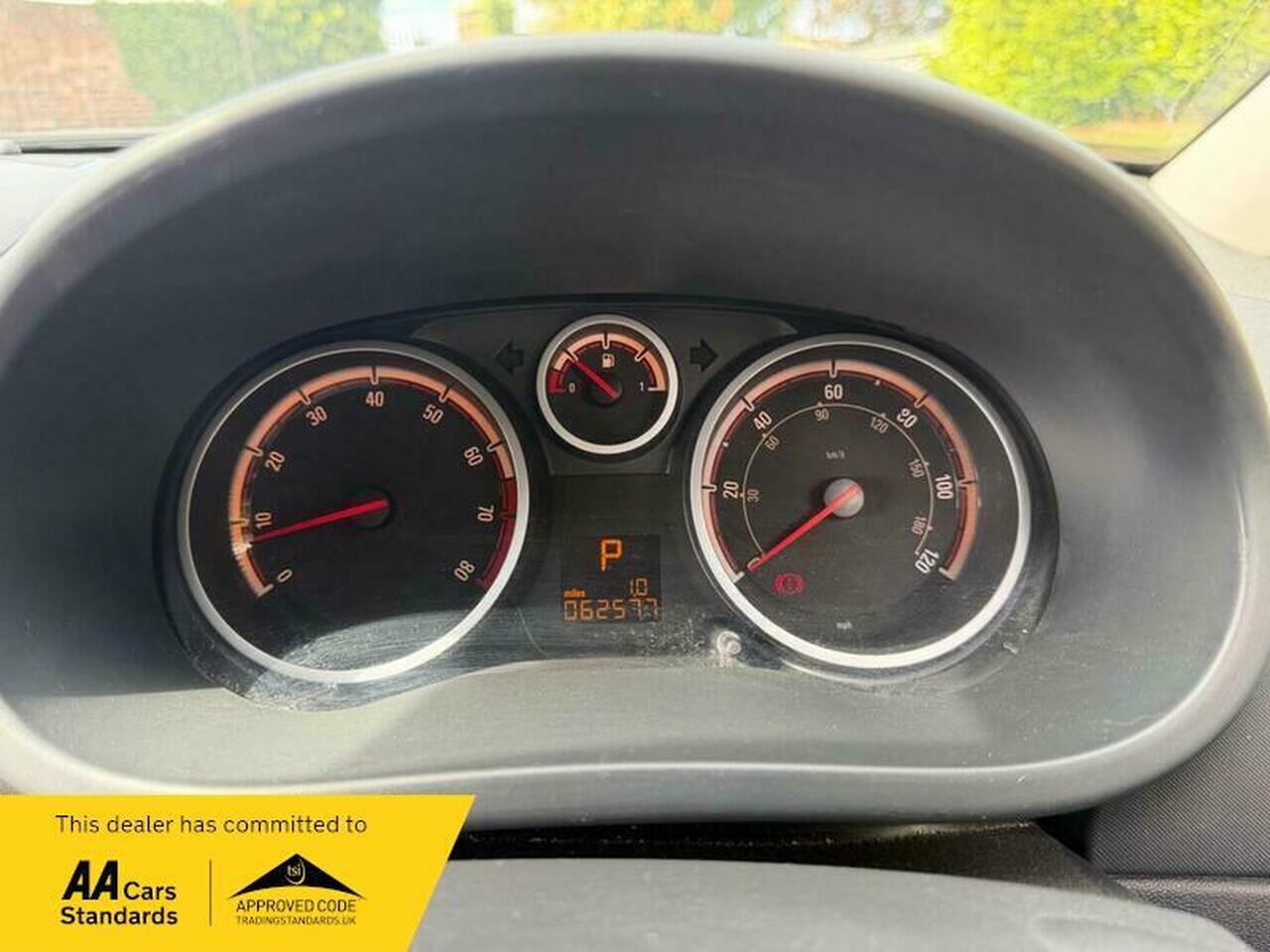 Vauxhall Corsa — photo 50