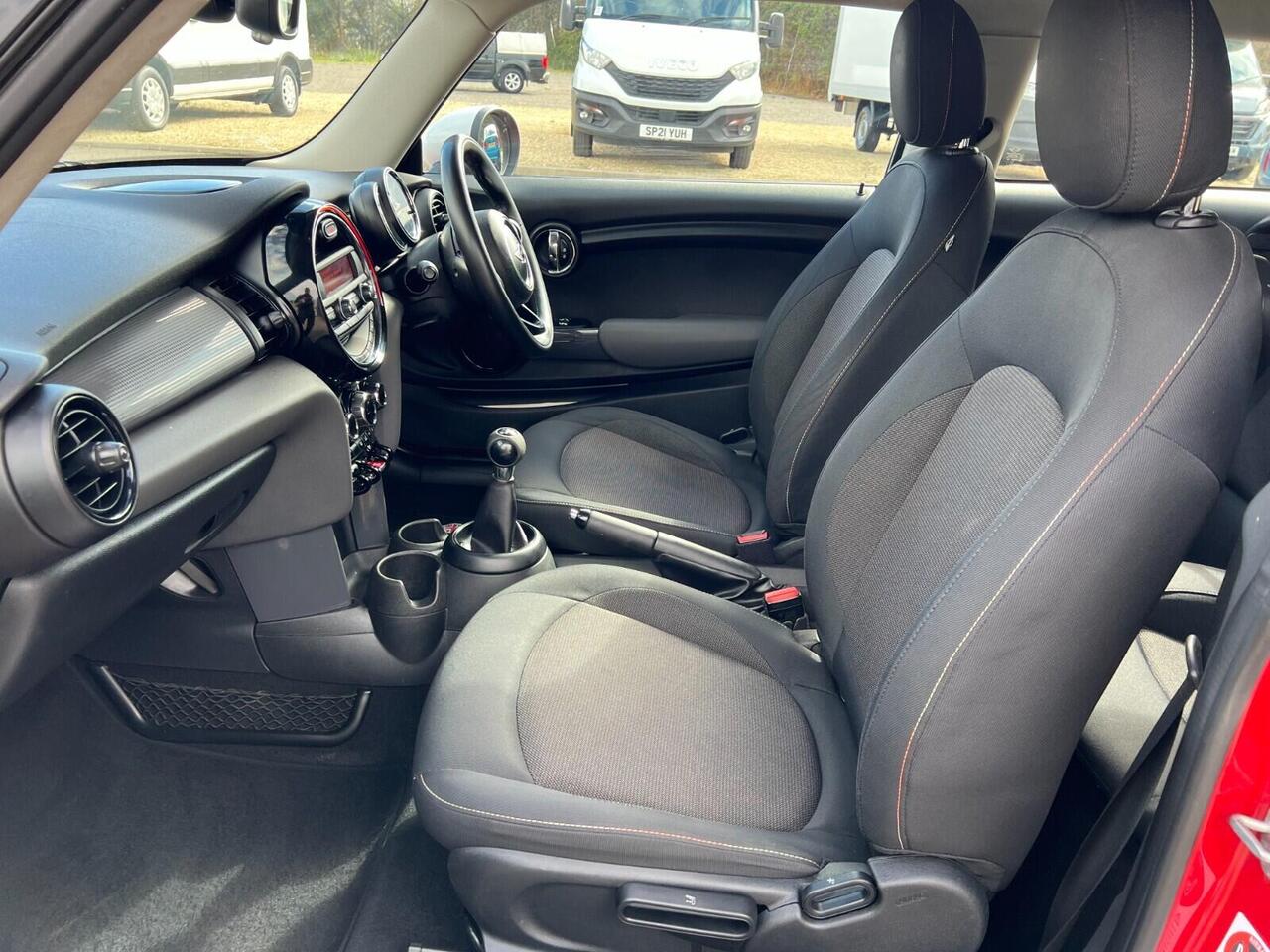 MINI Hatch — photo 39