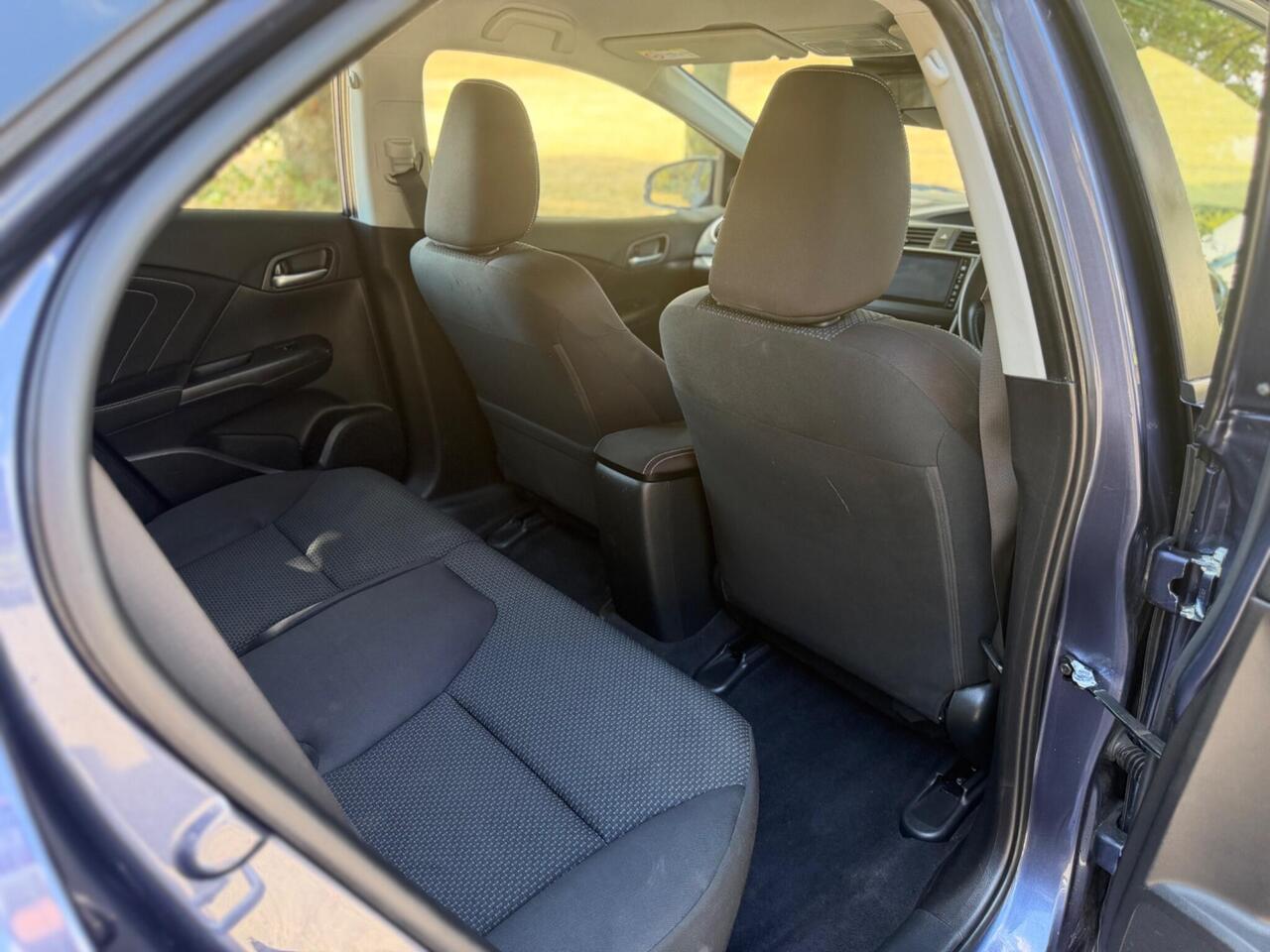 Honda Civic — photo 23