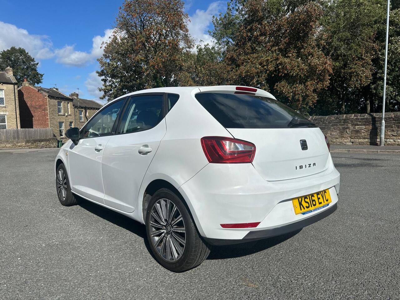 SEAT Ibiza — photo 4