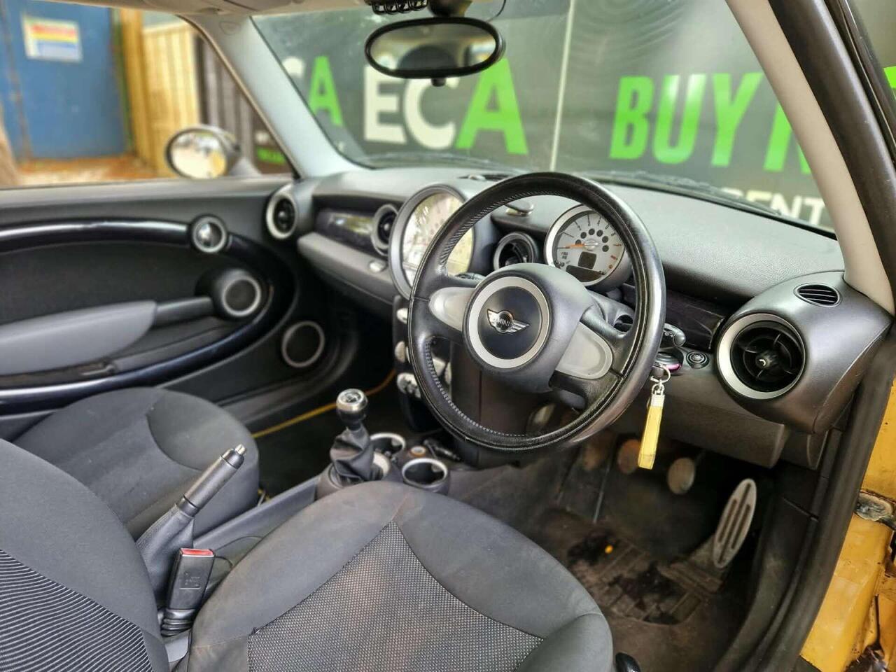 MINI Hatch — photo 4